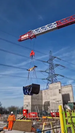 HS2 UK - Pendulum Shaft Lift 2