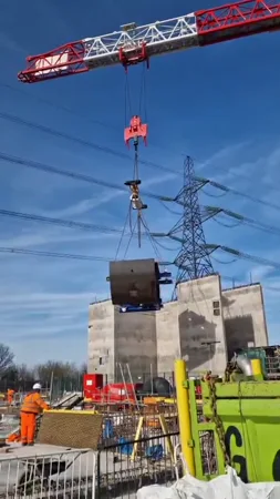 HS2 UK - Pendulum Shaft Lift 2