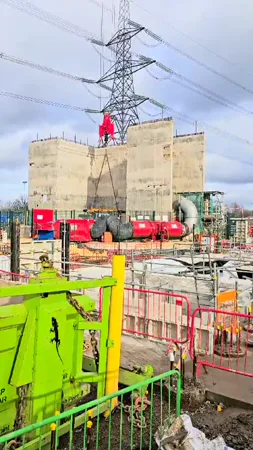 HS2 UK - Pendulum Shaft Lift
